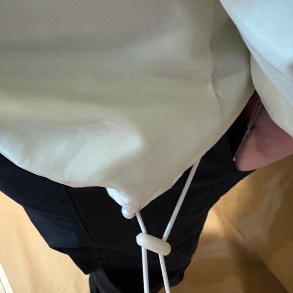 “Exquisite” Angel Graphic Pullover Jacket - Picture 3 of 4